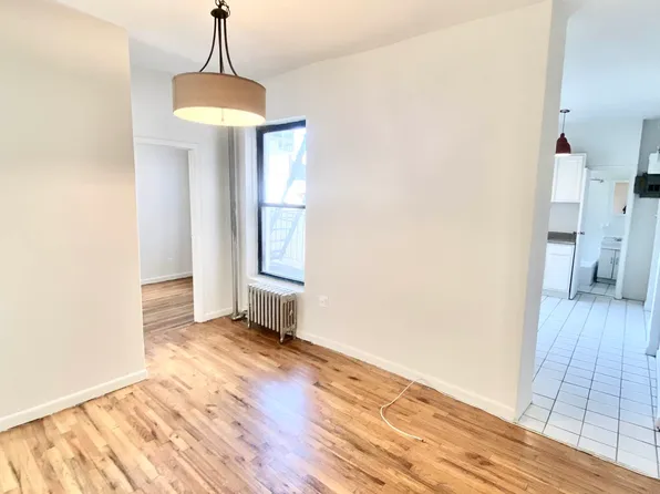 328 W 44th St APT 44, New York, NY 10036