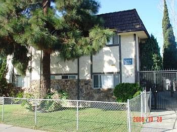1st image of 3838 Marlborough Ave APT 1