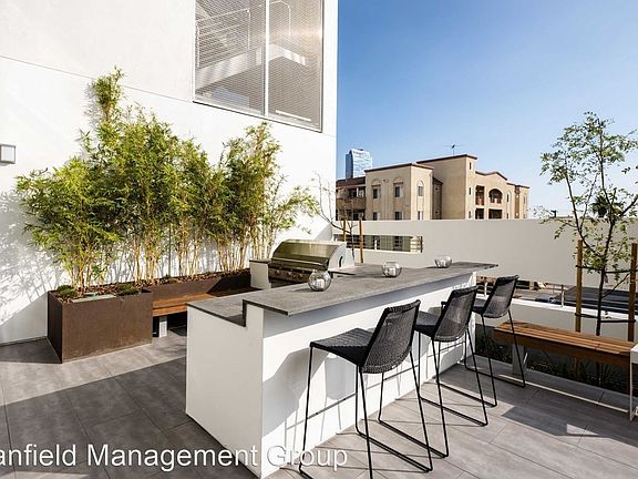 5th image of 1331 W 7th St APT 412