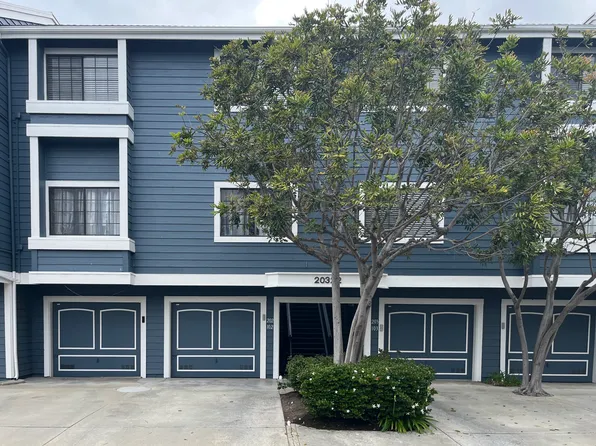 20322 Portview Cir Unit 202, Huntington Beach, CA 92646