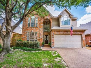 4040 Azure Ln, Addison, TX 75001