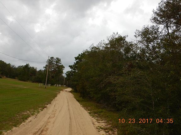 3rd image of 136 Lakewood Dr