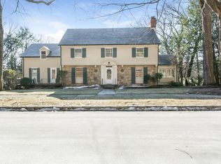 10 Surrey Ln, Worcester, MA 01609