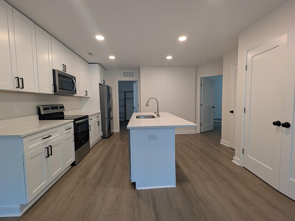 1st image of 348 Beach End