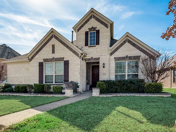 5th image of 2818 Balmoral Dr