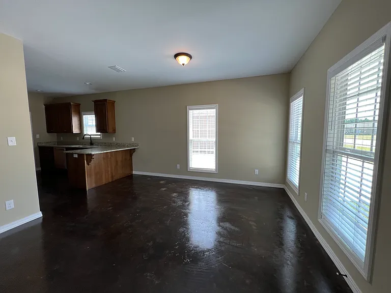 12914 Churchill Dr #A — Photo 4