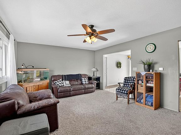 4th image of 1109 Ridgewood Blvd