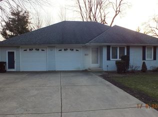 5647 Rosewood Ave, Monroe, MI 48161