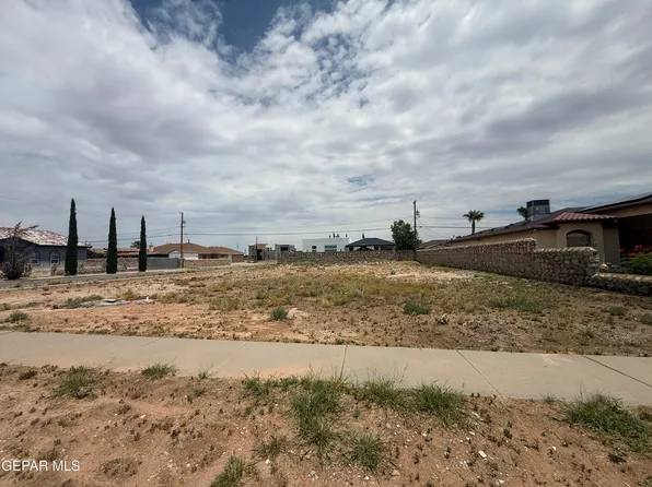 11401 Lindenwood Ave, El Paso, TX 79936