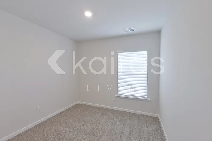 2579 Banyon Cir — Photo 14