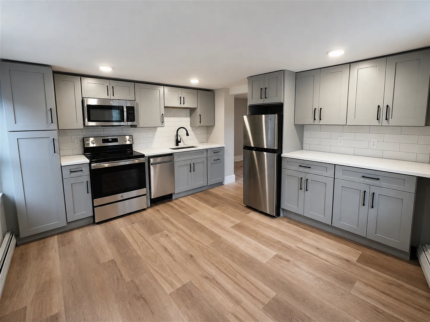 1 bed, 950 sqft, $2,950 — Photo 1