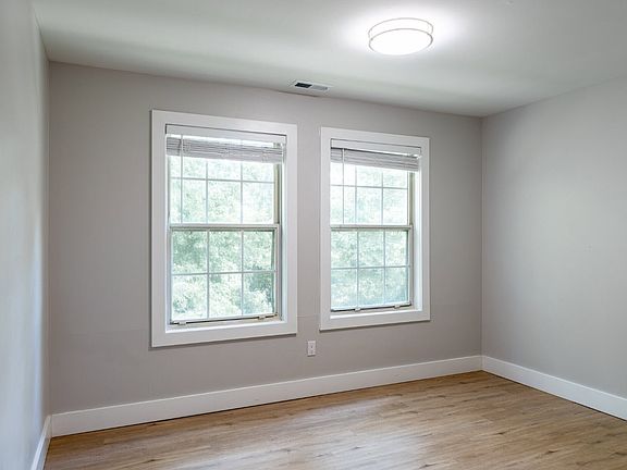 4th image of 15 N American Dr #89-12
