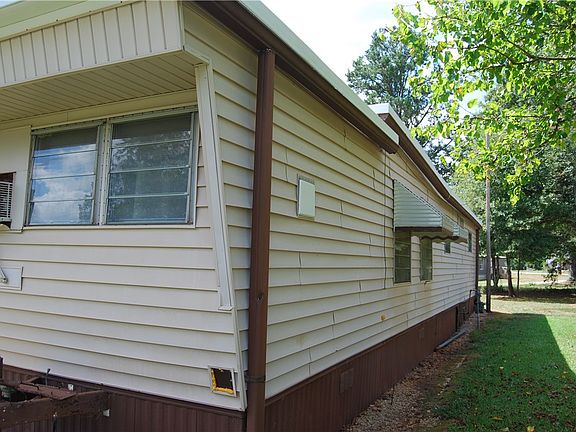 4th image of 106 W Crescent Dr