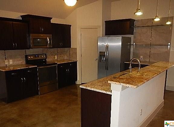 4th image of 7101 Andalucia Ln