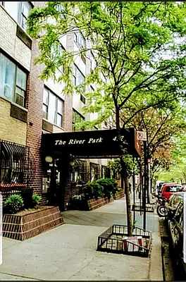 Rented by Oxford Property Group | media 25