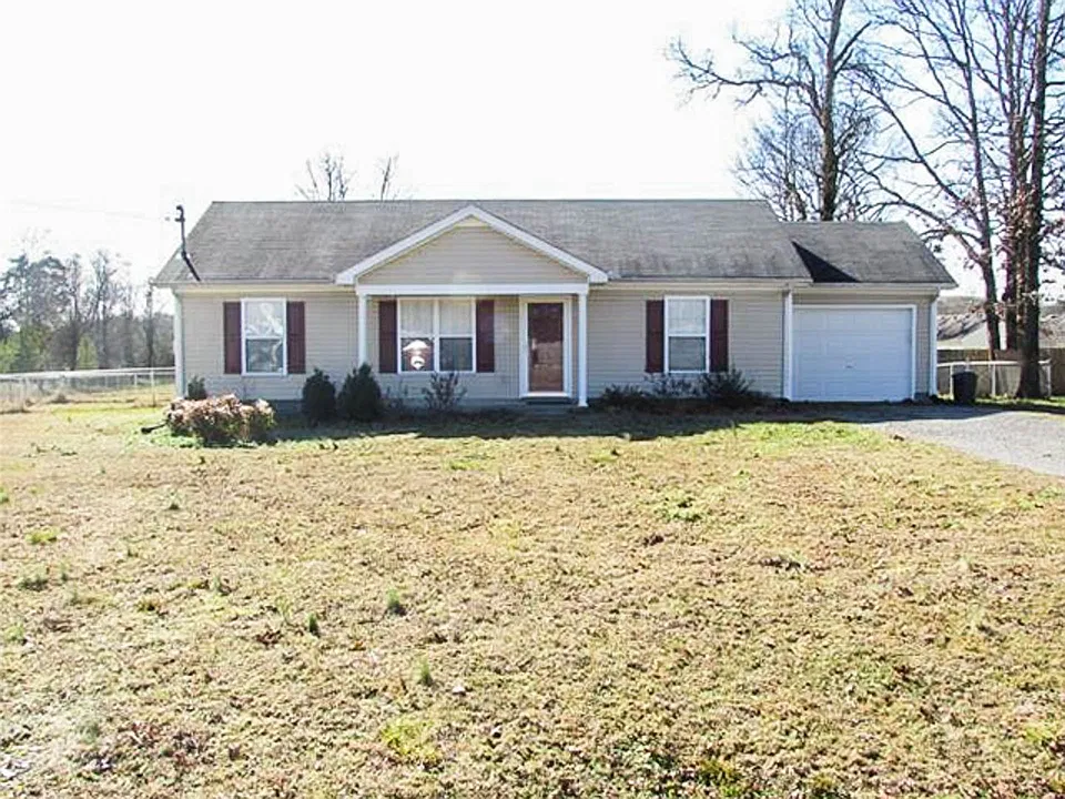 233 Royal Garden Dr