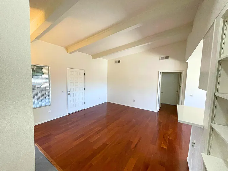 4430 Cleveland Ave #25 — Photo 4