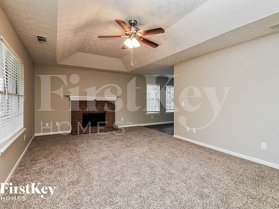 5th image of 655 Pebble Blvd