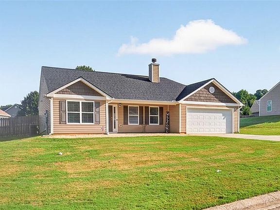 2nd image of 2115 Crown Park Dr