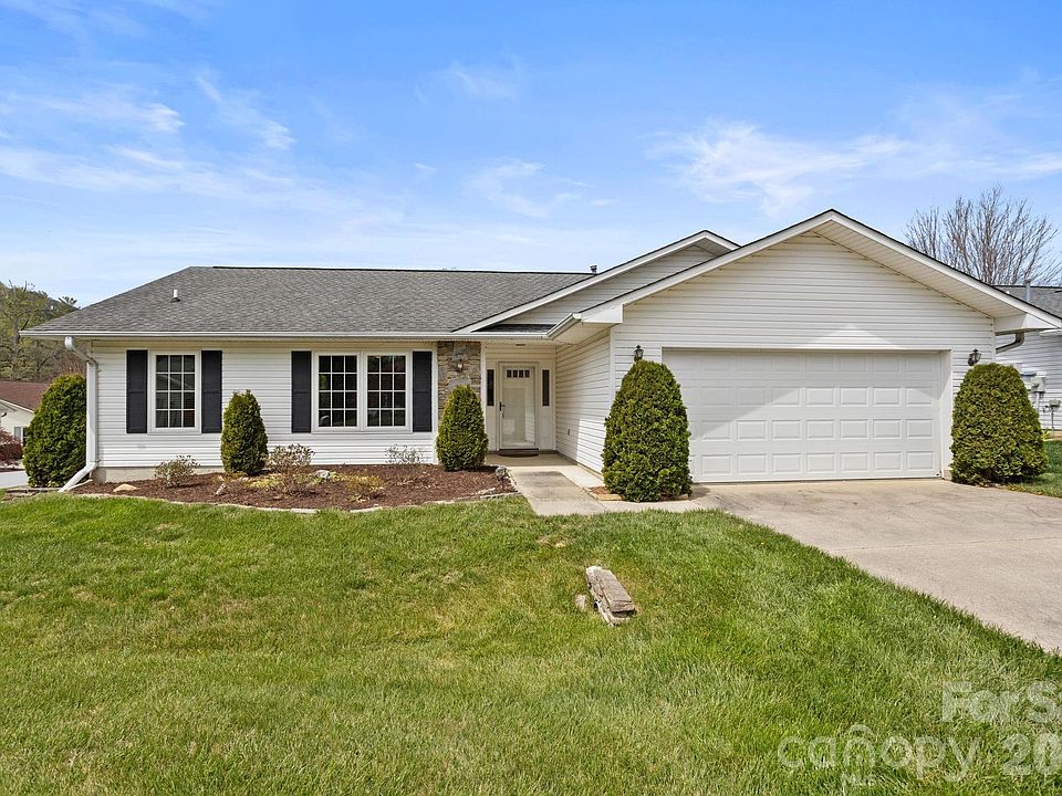 1st image of 551 Woodfield Ln