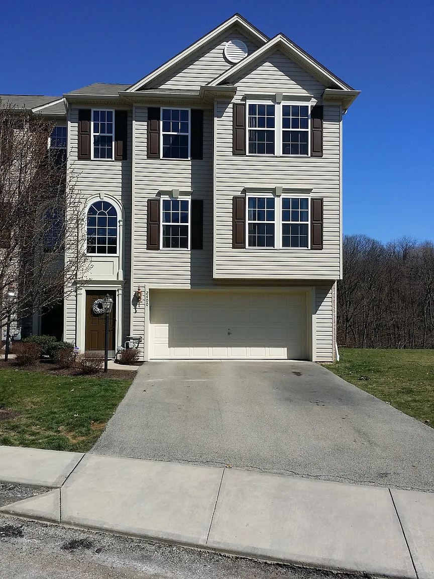 2400 Michael Dr photo 1