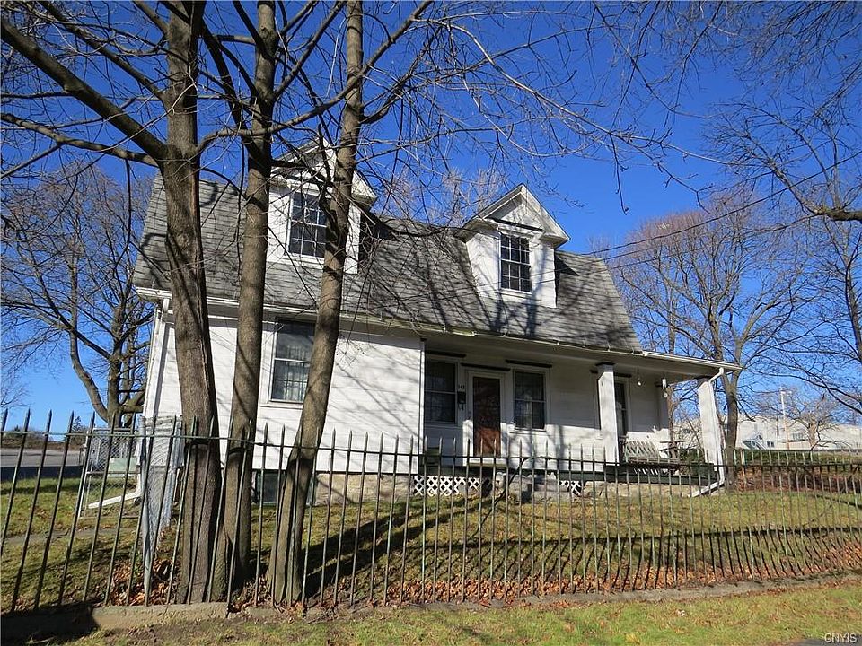 1st image of 345 Green St