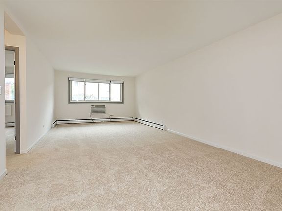 3rd image of 8541 Lotus Ave APT 714