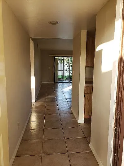3801 Country Club Blvd #7 — Photo 36