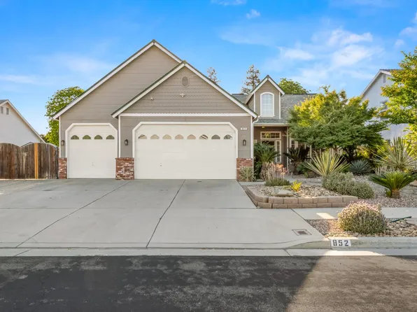 852 N Cherry Ln, Clovis, CA 93611