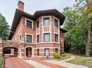 6746 S Jeffery Blvd #2, Chicago, IL 60649