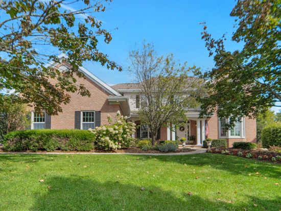 126 E Crossing Meadows Ln, Appleton, WI 54913