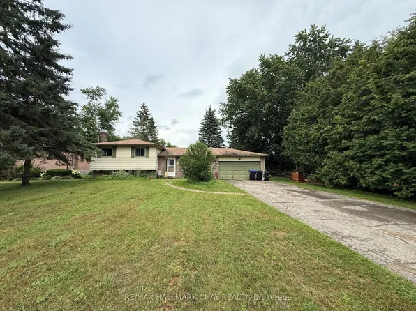 23 Pine Park Blvd, Adjala Tosorontio, ON L0M 1J0