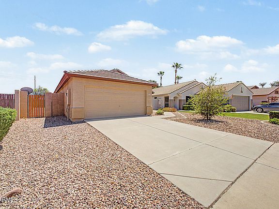 3rd image of 8151 W Tonto Ln