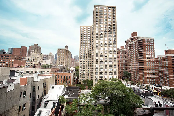 Sold by Keller Williams NYC | media 9