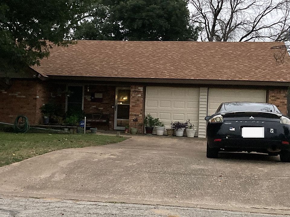 1st image of 7716 Briarwood Dr