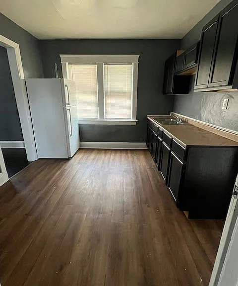 3079 E 130th St #2 — Photo 9