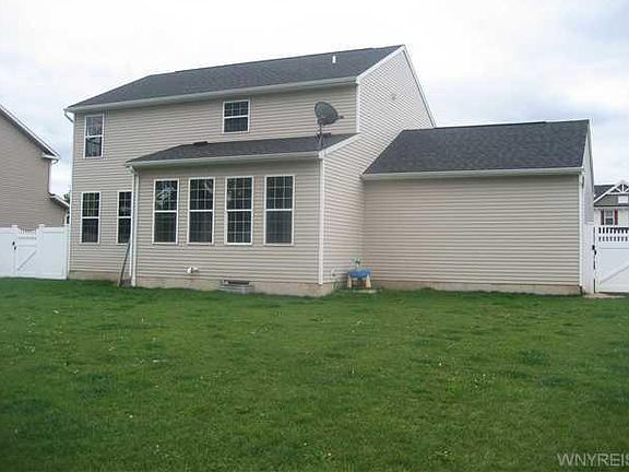 3rd image of 151 Waterford Park