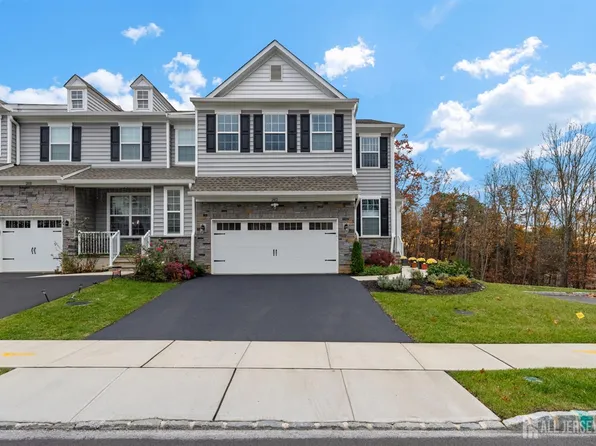 2812 Hayden Ct, Monroe Township, NJ 08831