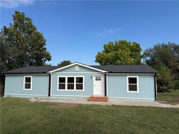 111 NW 800th Rd, Warrensburg, MO 64093