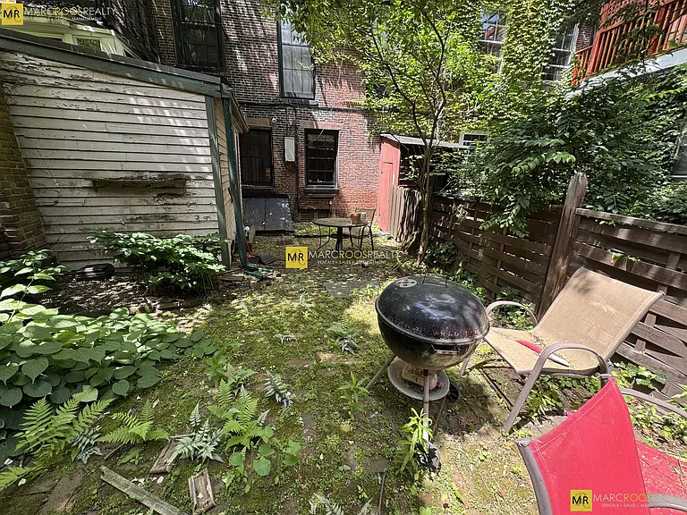 15 Joy St #1 — Photo 11