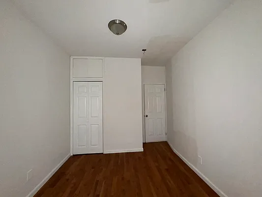 Rented by Compass | media 9