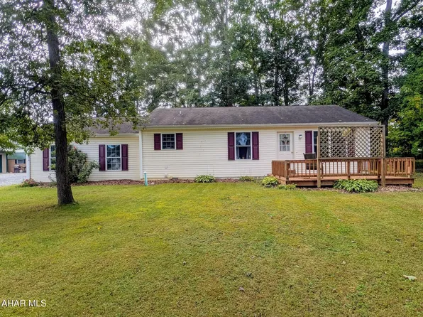 5218 Forest Ave, Bedford, PA 15522