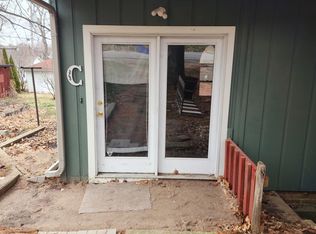 119 W Taylor St #C, Petersburg, IL 62675