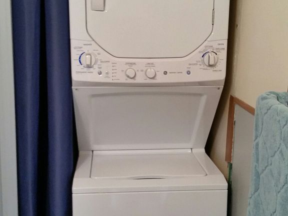washer/dryer in apartment