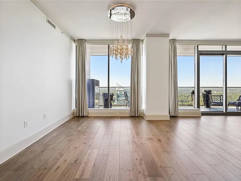 3344 Peachtree Rd NE #3202 — Photo 12