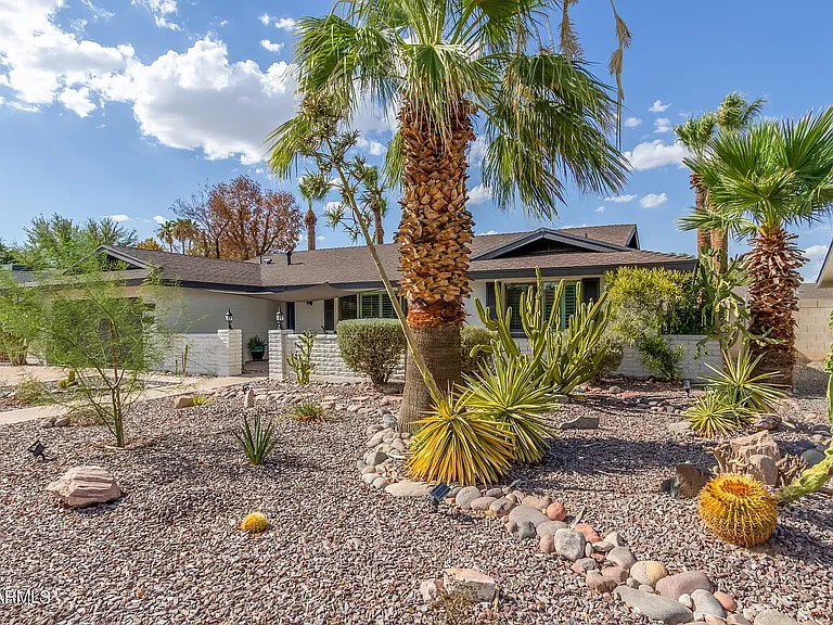 1942 E Pebble Beach Dr — Photo 31