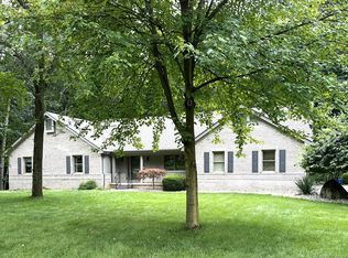 11343 Bancroft Ct, Fenton, MI 48430