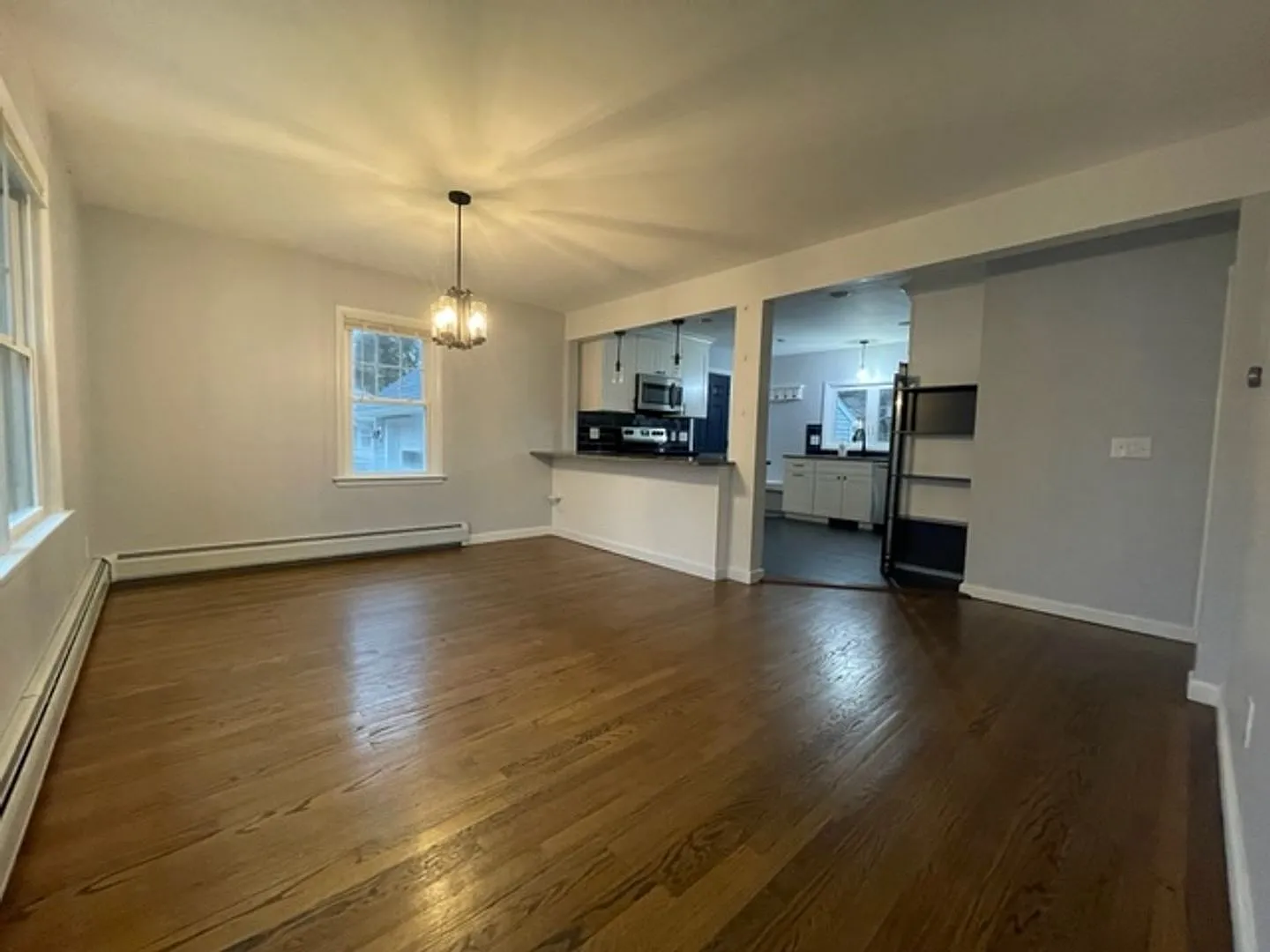 Beautiful Single Family Home — Photo 2