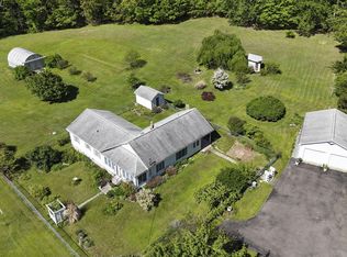 235 Falling Leaf Rd, Paw Paw, WV 25434