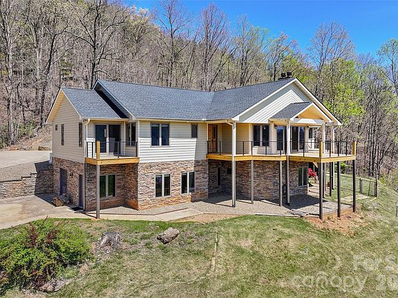 2nd image of 151 Kerr Rd